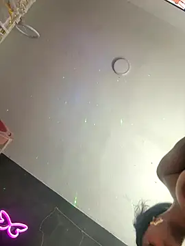 Snapshot of AlisonHoot69 chatting on 09.24.25 AlisonHoot69 online show from 09.24.25