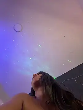 Snapshot of AlisonHoot69 chatting on 10.13.25 AlisonHoot69 online show from 10.13.25