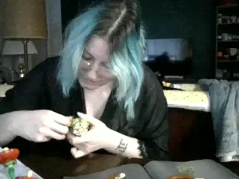 spookylani-of online show from 12.26.24