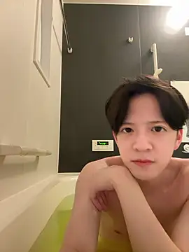 yuuuuma578 online show from 11.22.25