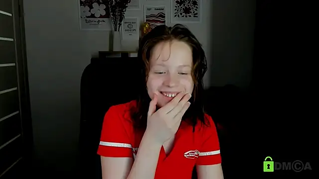 Snapshot of Alina_Mills chatting on 12.03.25 Alina Mills online show from 12.03.25