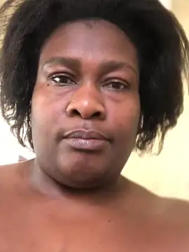 bustytitsxxx online show from 05.25.26