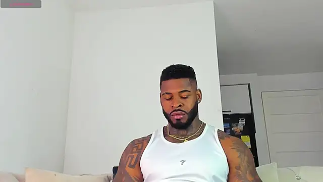 Makonneen online show from 01.12.26