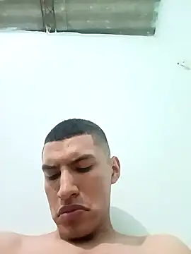 Snapshot of Rogersmit2 chatting on 11.01.25 Rogersmit2 online show from 11.01.25