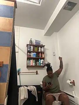 Goddess Nafeesha online show from 11.05.25