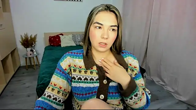 Alexa Dolly12 online show from 12.16.25