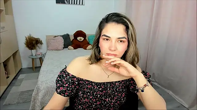 Alexa Dolly12 online show from 03.28.26