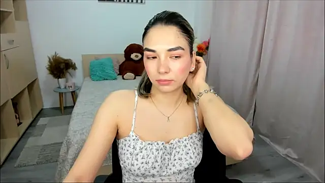 Alexa Dolly12 online show from 04.03.26