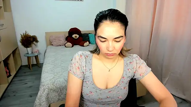 Alexa Dolly12 online show from 05.20.26