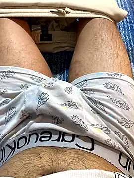 Snapshot of paco110396 chatting on 02.14.26 paco110396 online show from 02.14.26