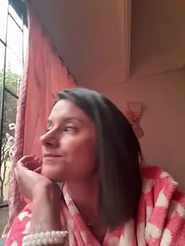 Alice milf  online show from 12.20.25