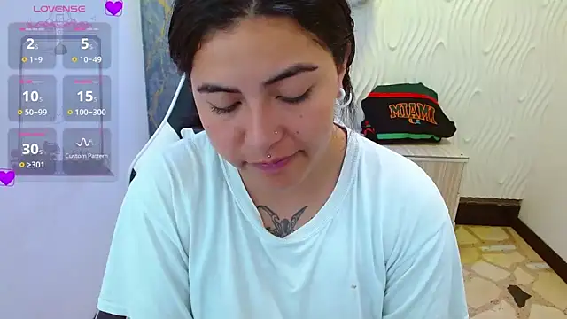  luna torres online show from 12.03.25