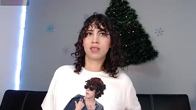 Snapshot of purplay_98 chatting on 01.02.25 purplay 98 online show from 01.02.25