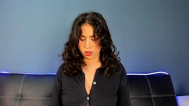 Snapshot of purplay_98 chatting on 11.18.25 purplay 98 online show from 11.18.25