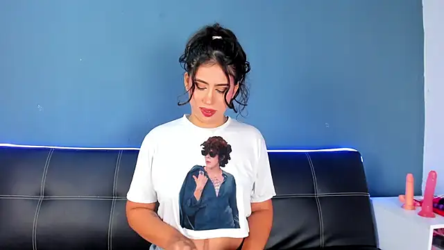 Snapshot of purplay_98 chatting on 11.28.25 purplay 98 online show from 11.28.25