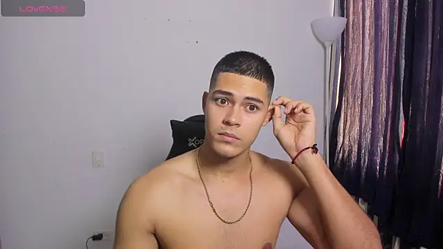 Iamdylan777 online show from 02.26.26