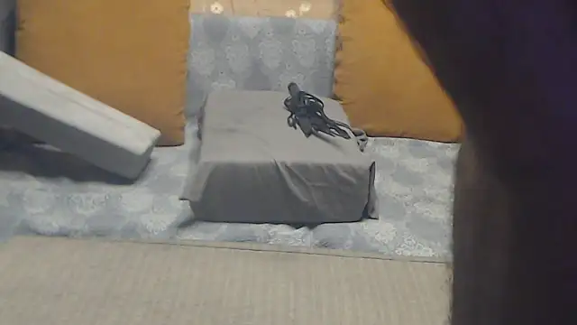 Snapshot of elenigreece chatting on 03.19.25 elenigreece online show from 03.19.25