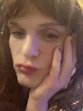 Snapshot of sum1betterthanmost chatting on 12.18.24 sum1betterthanmost online show from 12.18.24