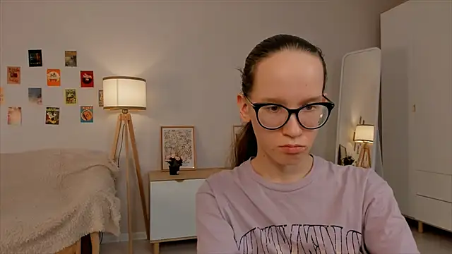 BettyBrowni online show from 03.13.25