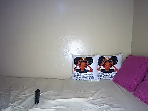 Snapshot of Sparkles_J chatting on 01.25.25 Sparkles J online show from 01.25.25