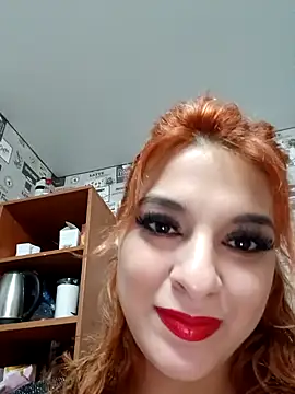 Snapshot of Unforgettable_ket chatting on 12.31.24 Unforgettable ket online show from 12.31.24