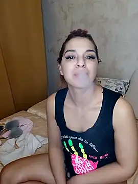 Snapshot of Unforgettable_ket chatting on 01.28.25 Unforgettable ket online show from 01.28.25