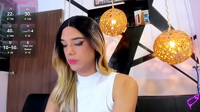 victoria aleia  online show from 11.06.25