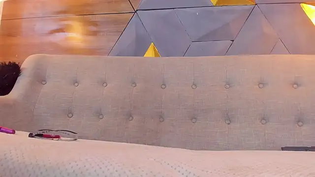 sarah banks1 online show from 01.17.25