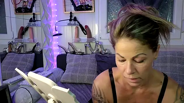 Tatjana Sue online show from 11.10.25