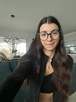 Wildberry  online show from 12.14.25