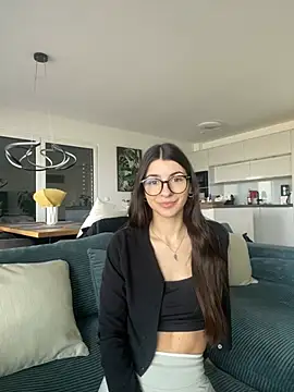 Wildberry  online show from 03.18.26