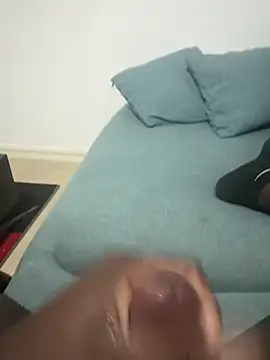 blackbite0 online show from 10.12.25