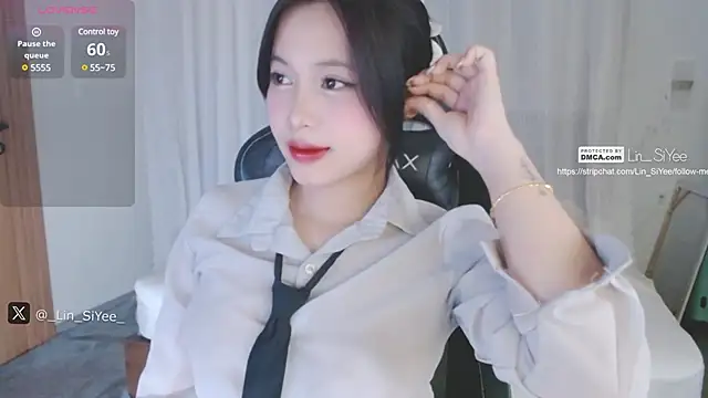 Lin SiYee online show from 01.10.25