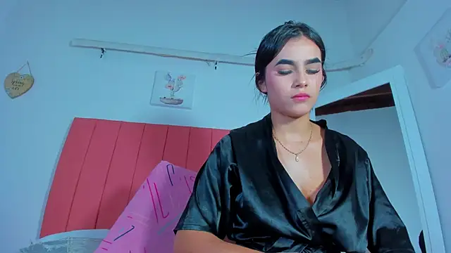 valen rose0 online show from 03.13.25