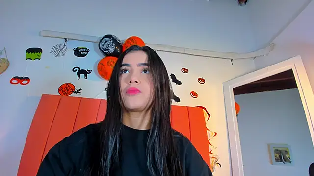 valen rose0 online show from 10.30.25