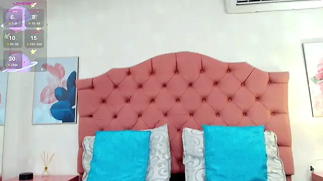 ThyaraJhons online show from 11.18.25