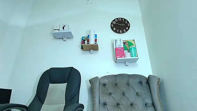 Snapshot of jacob_strokes01 chatting on 11.16.25 jacob strokes01 online show from 11.16.25