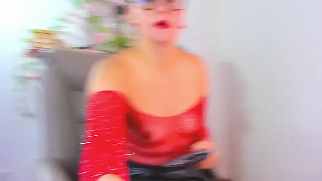 Chanelll Taylorr  online show from 03.13.26