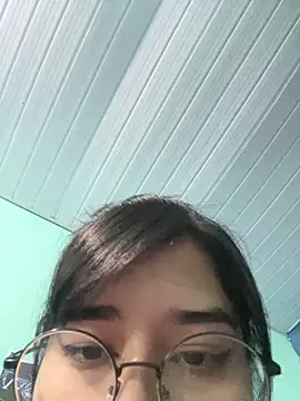 Snapshot of ZTahya chatting on 01.12.25 ZTahya online show from 01.12.25