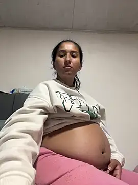 Snapshot of luna_asss chatting on 11.13.25 luna asss online show from 11.13.25