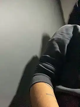 Snapshot of luna_asss chatting on 11.27.25 luna asss online show from 11.27.25