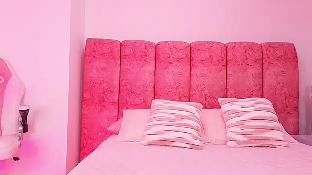 kendal rossi online show from 11.07.25