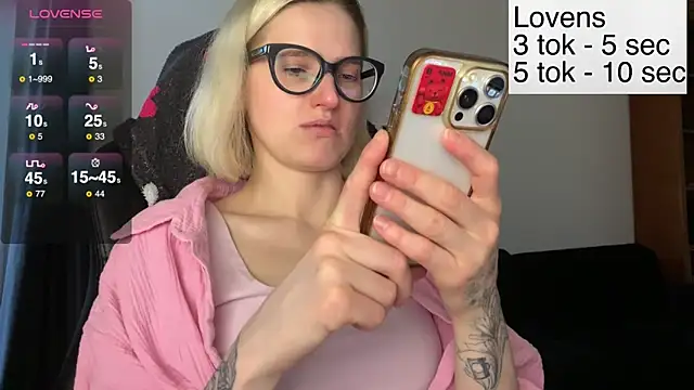 Sexy Sweets online show from 11.25.25