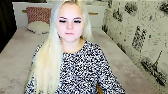 Snapshot of lovely-eyes chatting on 11.05.25 lovely-eyes online show from 11.05.25