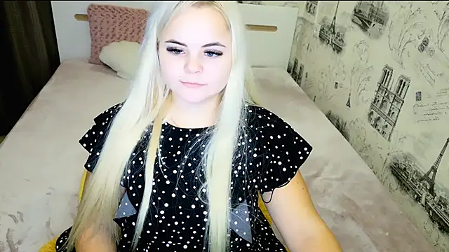 Snapshot of lovely-eyes chatting on 11.12.25 lovely-eyes online show from 11.12.25