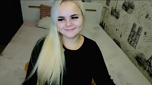 Snapshot of lovely-eyes chatting on 11.26.25 lovely-eyes online show from 11.26.25