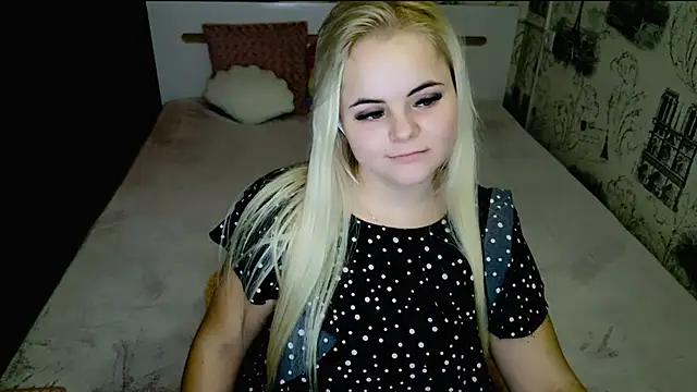 Snapshot of lovely-eyes chatting on 02.07.26 lovely-eyes online show from 02.07.26