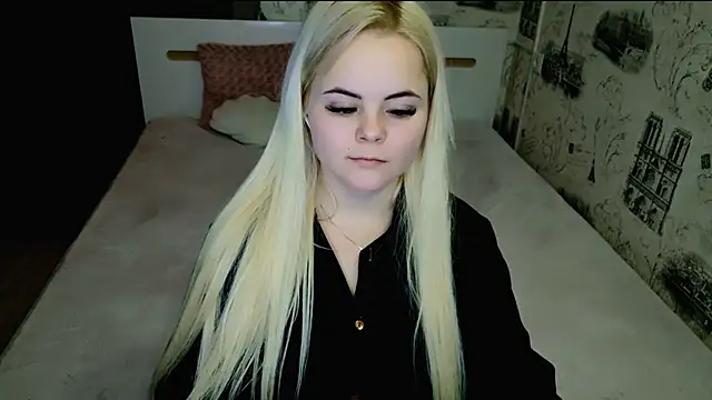 Snapshot of lovely-eyes chatting on 02.11.26 lovely-eyes online show from 02.11.26