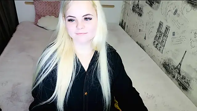 Snapshot of lovely-eyes chatting on 02.12.26 lovely-eyes online show from 02.12.26