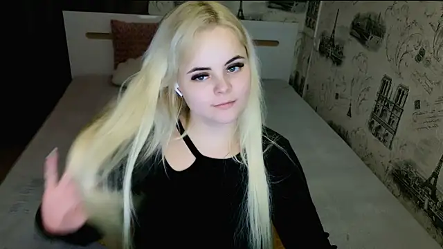 lovely-eyes online show from 03.19.26